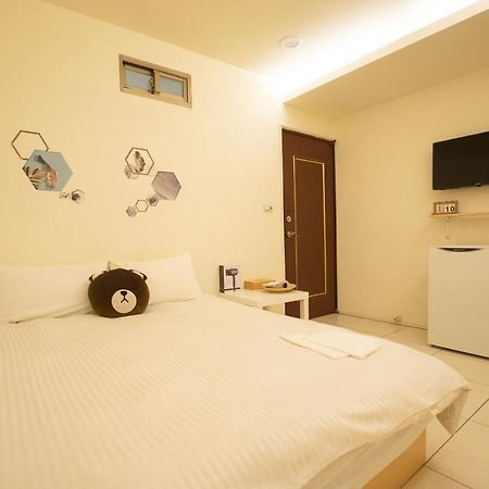Ferienwohnung Fengjia Muxia Taichung Exterior foto