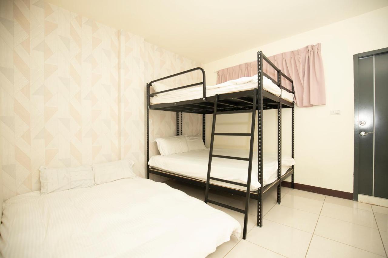 Ferienwohnung Fengjia Muxia Taichung Exterior foto