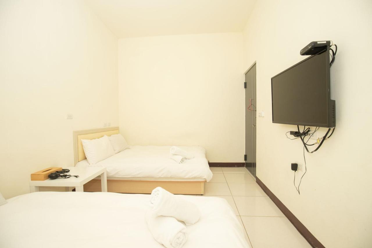 Ferienwohnung Fengjia Muxia Taichung Exterior foto