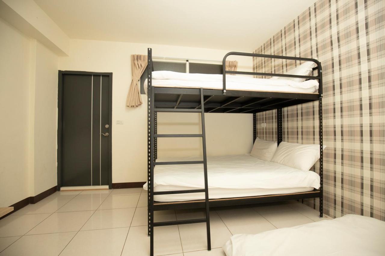 Ferienwohnung Fengjia Muxia Taichung Exterior foto
