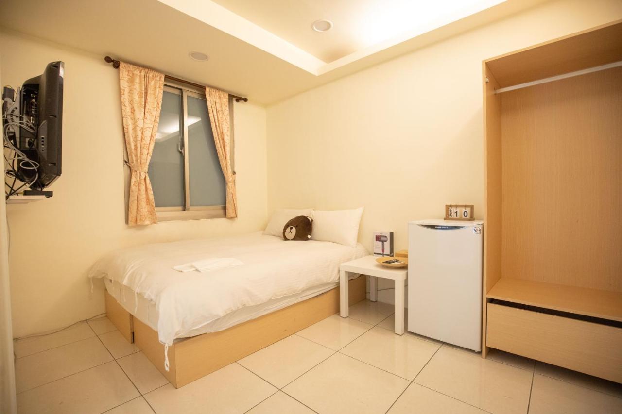 Ferienwohnung Fengjia Muxia Taichung Exterior foto