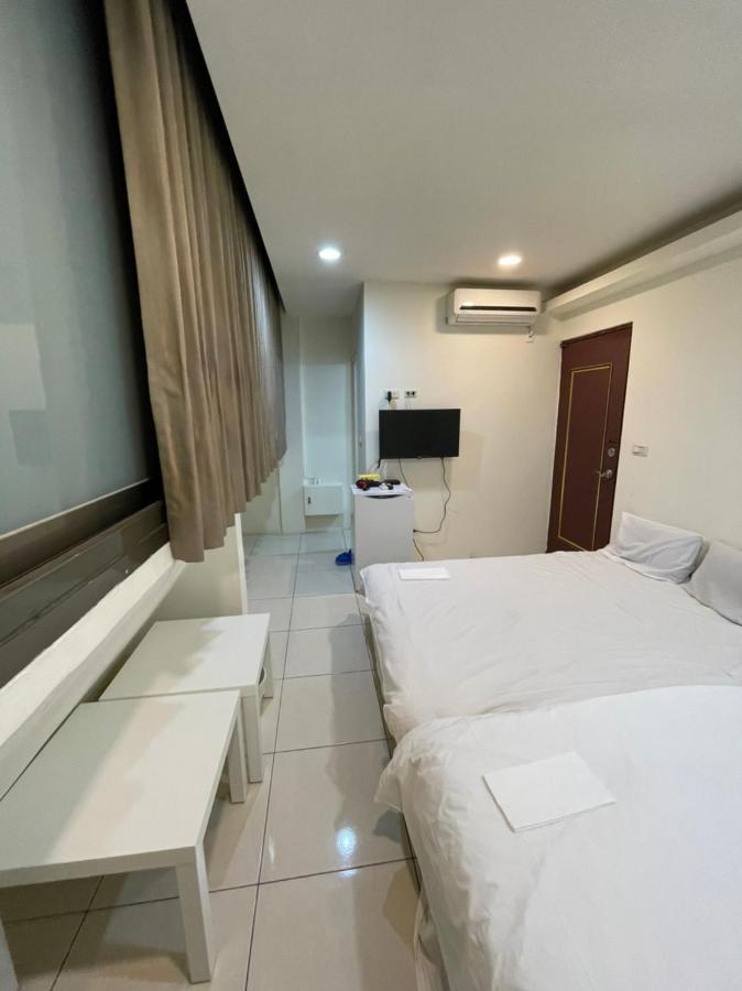 Ferienwohnung Fengjia Muxia Taichung Exterior foto
